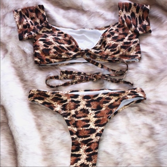 Two piece bikini - Picture 5 of 5